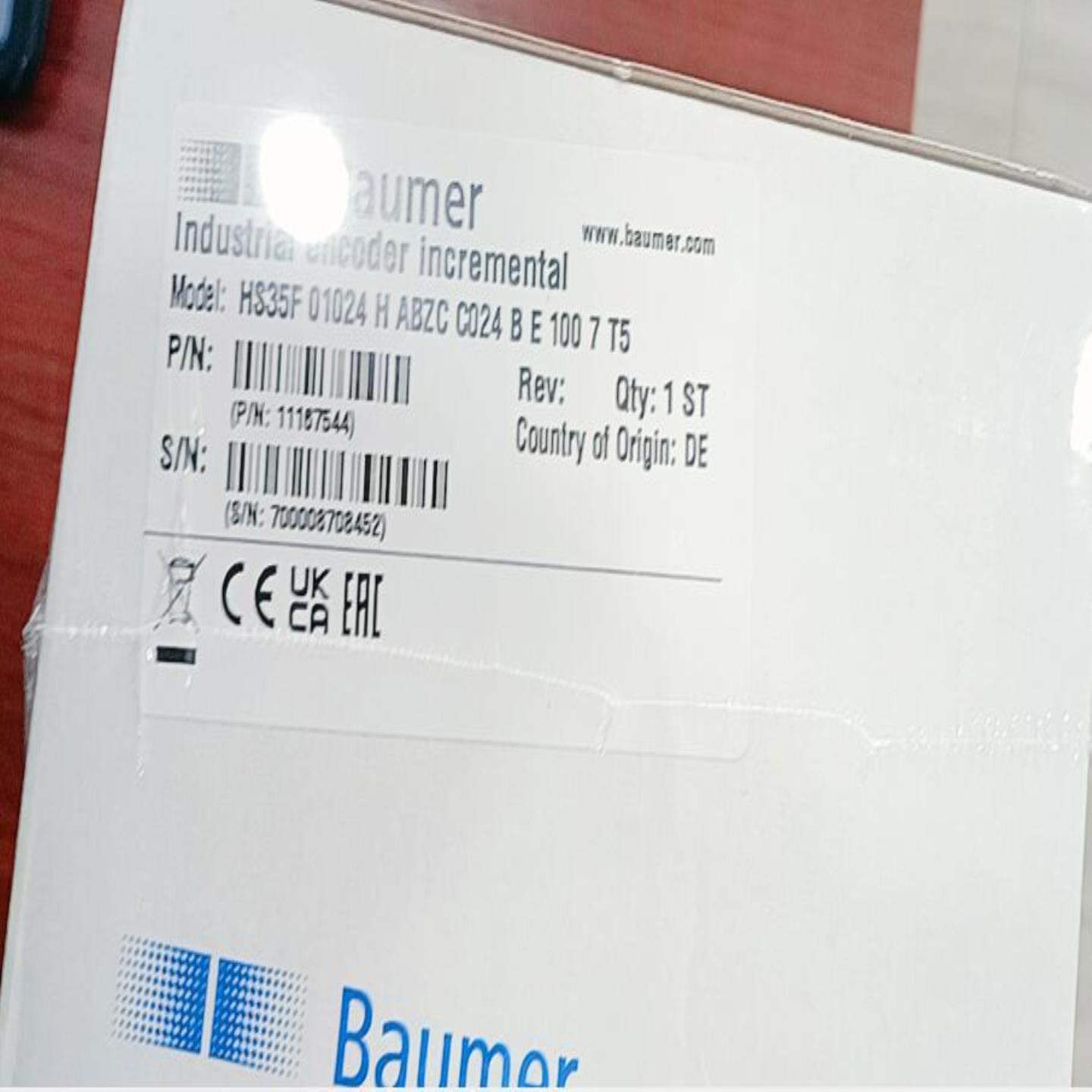 Baumer HS35F 01024 H ABZC C024 B E 100 7 T5编码器现货