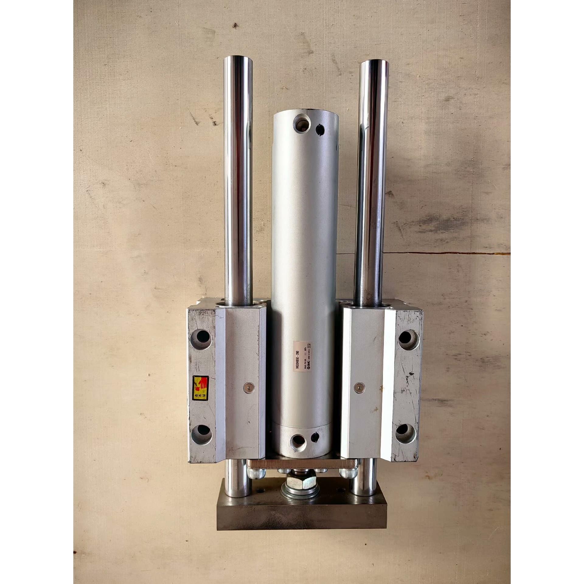 SMC正品MGCMB50-200带导杆气缸韩国原装进口MGC