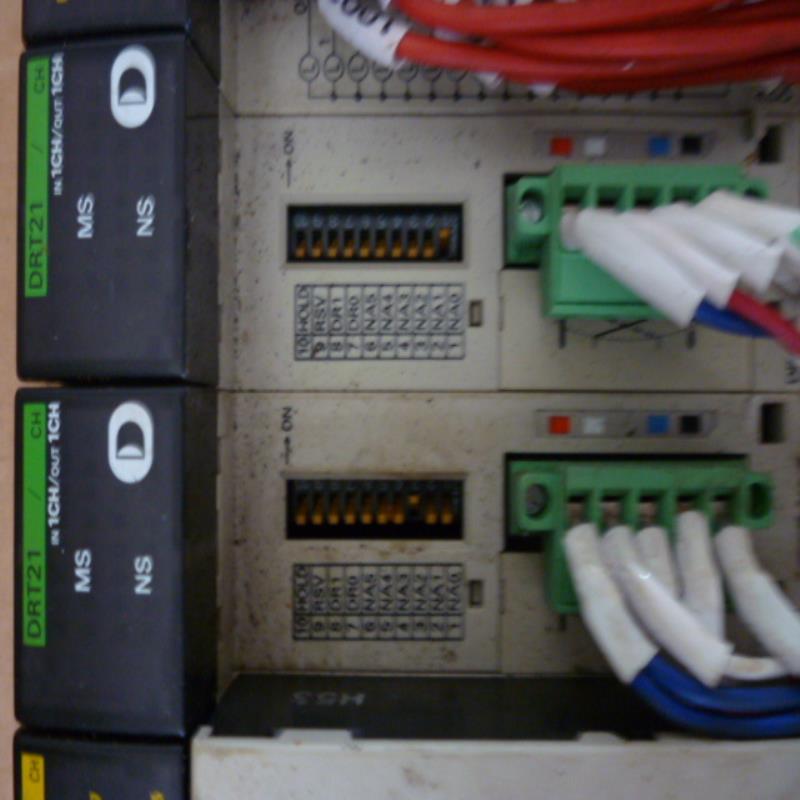 欧母龙PLC可编程控制器CQM1-DRT21