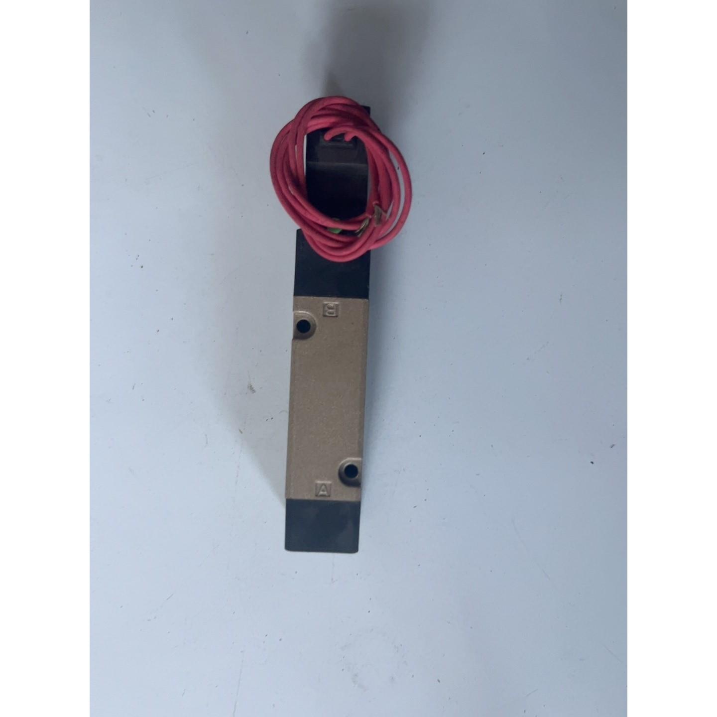 议价正品CKD原装电磁阀4KB219-00