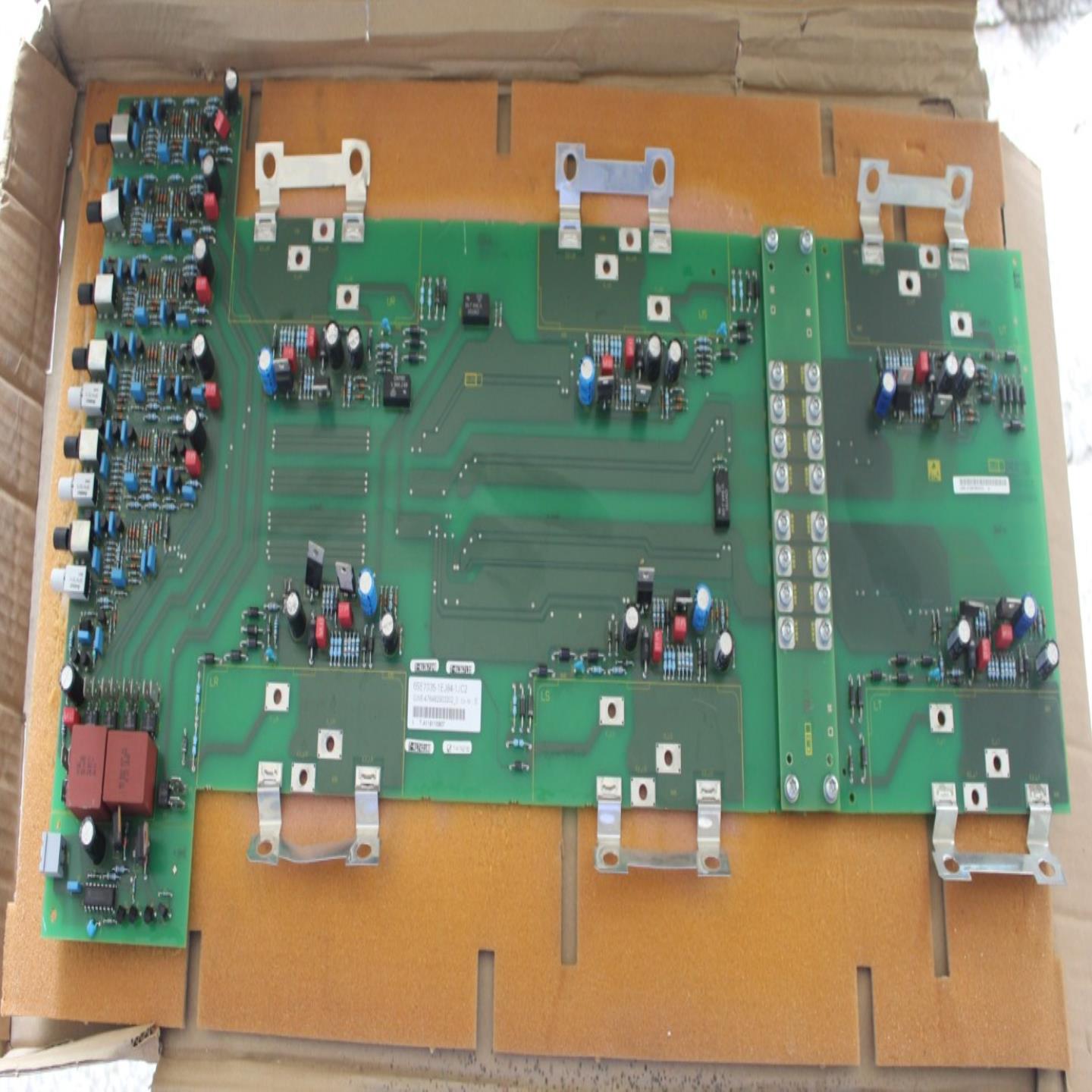 6SE7035-1EJ84-1JC2西门子变频器拆机驱动板触发板IGD板