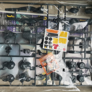 现货 BANDAI 万代 1/16 宇宙骑士 系列 拼装模型  钢铁战士