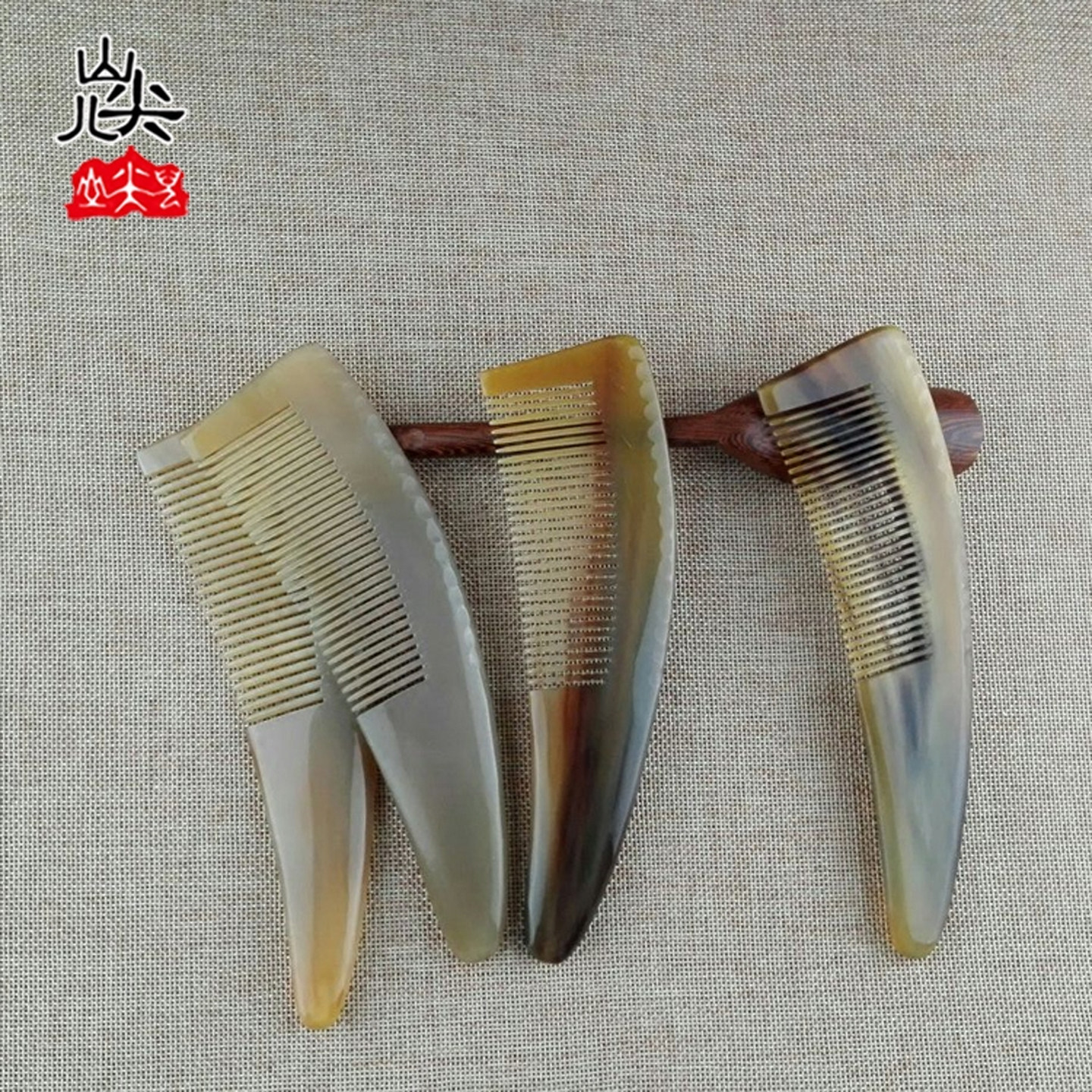 天然正品西藏厚牦牛角梳子按摩头皮经络女生女士生日礼物蓬松实用
