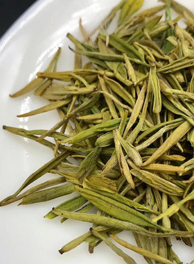萌岩浙江安吉白茶黄金芽明前