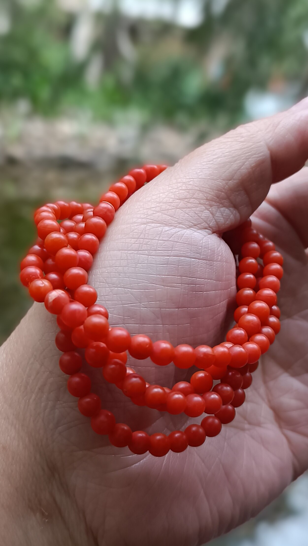 原石南红玛瑙保山料满肉柿子红绕手四圈文玩手串佛珠把玩毛毛裂纹