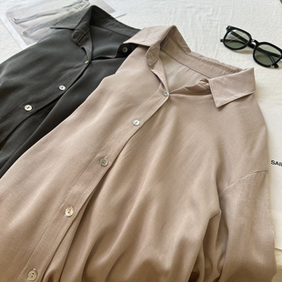 仿真丝流光缎面衬衫女秋季新款大码宽松显瘦垂感气质百搭休闲衬衣