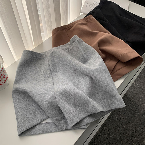 高腰休闲风短裤纯色休闲裤