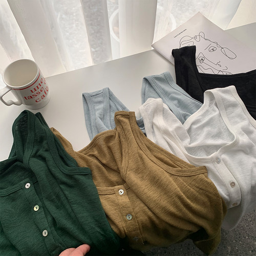 纽扣休闲风吊带休闲背心