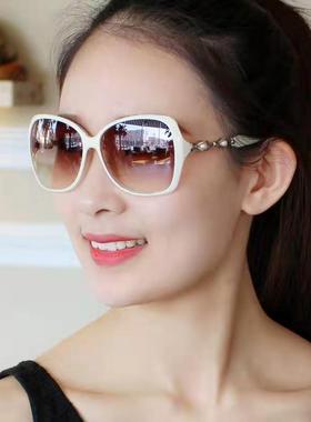 太阳镜女士舒适偏光蝶形偏光开车墨镜潮人显瘦白色框防晒大脸眼镜