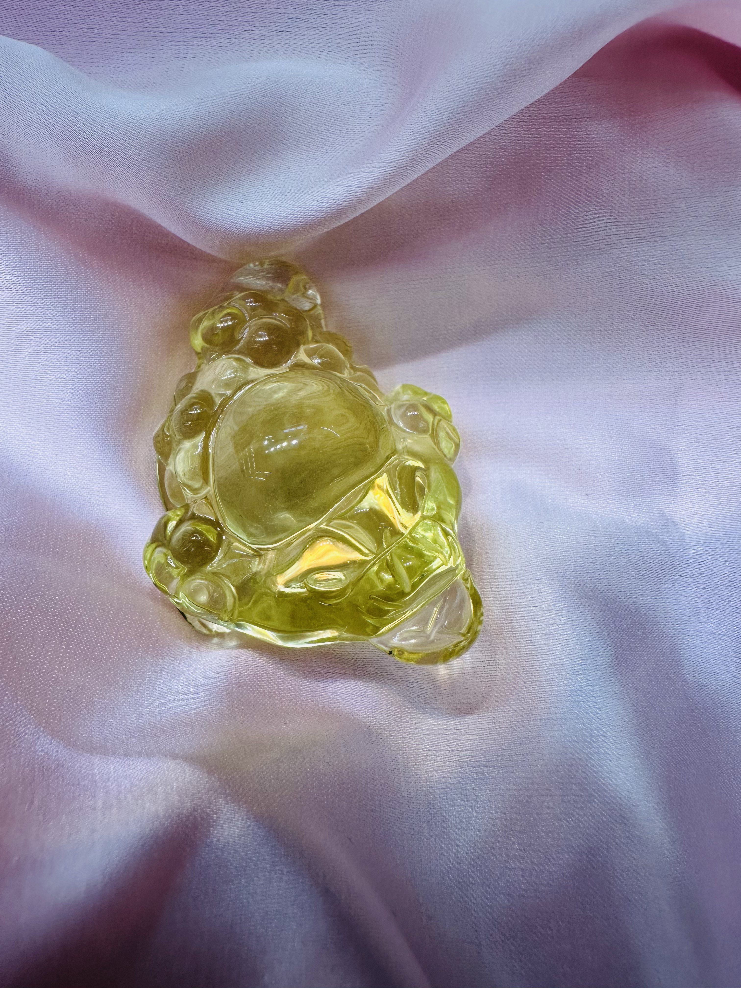 天然黄水晶三足金蟾手把件 冰种通透手工精雕 文玩把玩摆件图片