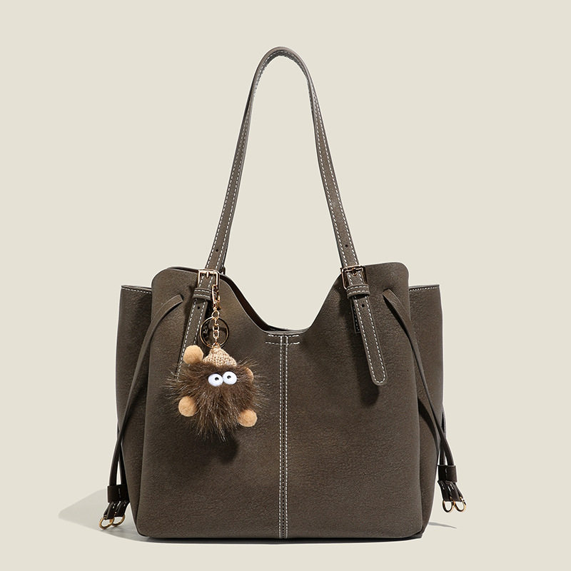 日常百搭托特包女大容量2026新款秋冬时尚简约复古通勤单肩菜篮包