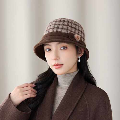 格子羊毛呢渔夫帽子新款秋冬中老年女士加绒厚保暖防风寒针织盆帽
