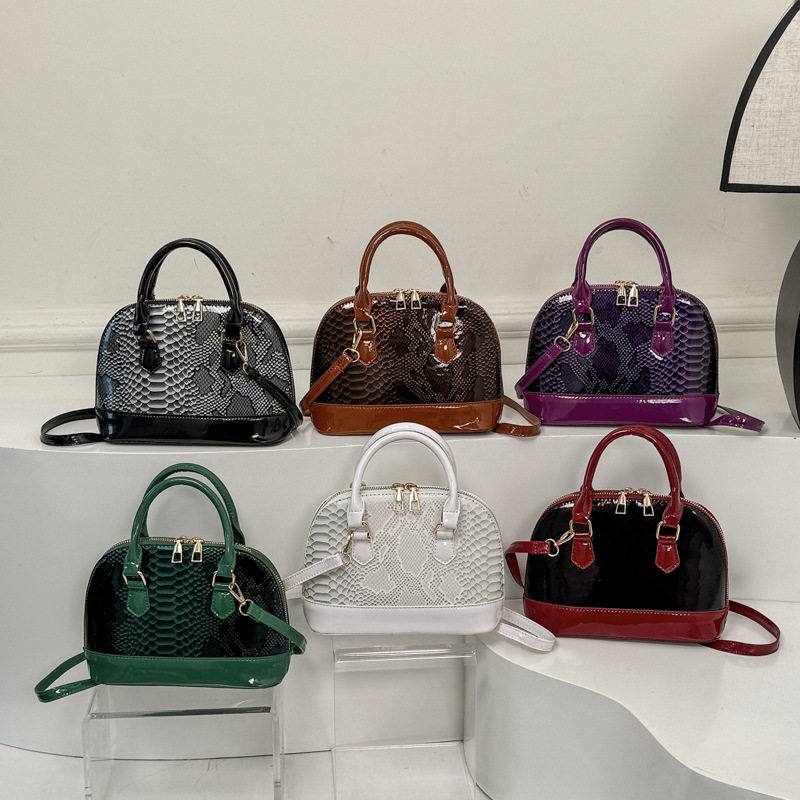 小包包女2026新款单肩包时尚潮流手提包复古贝壳包简约休闲斜挎包