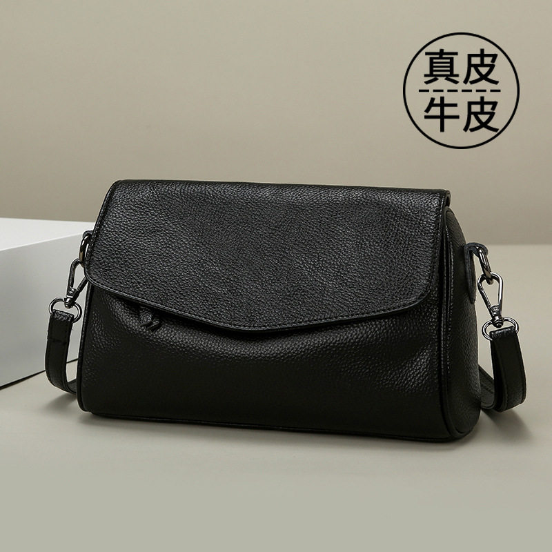 真皮女包百搭新款时尚大容量中年女士斜挎包小方包单肩背包休闲潮