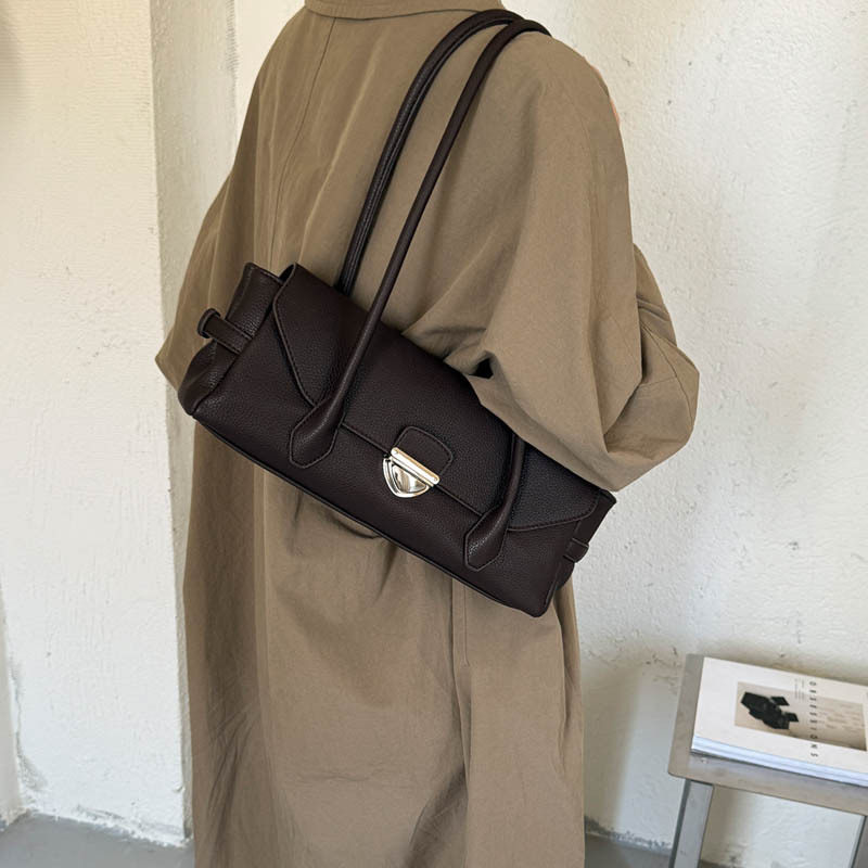 高级感复古荔枝纹包包女2026新款通勤百搭单肩腋下包手提包法棍包