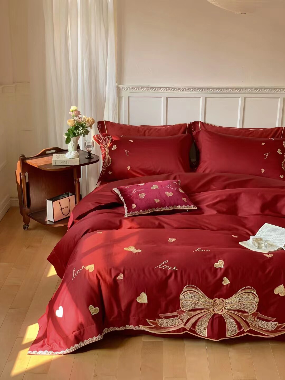 100支新疆长绒棉贡缎纯棉婚庆四件套爱心刺绣床上被套用品全棉