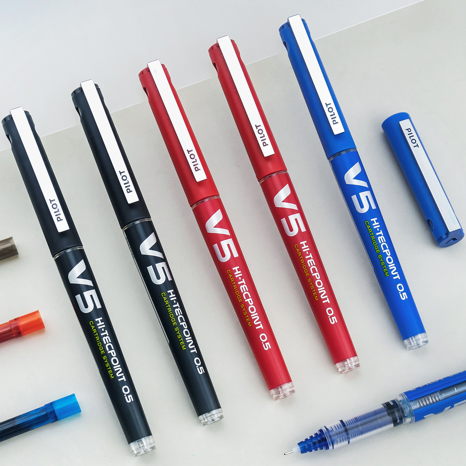 百乐v5直液式走珠笔bxc-v5可换墨囊墨胆签字针管水笔黑色0.5热销