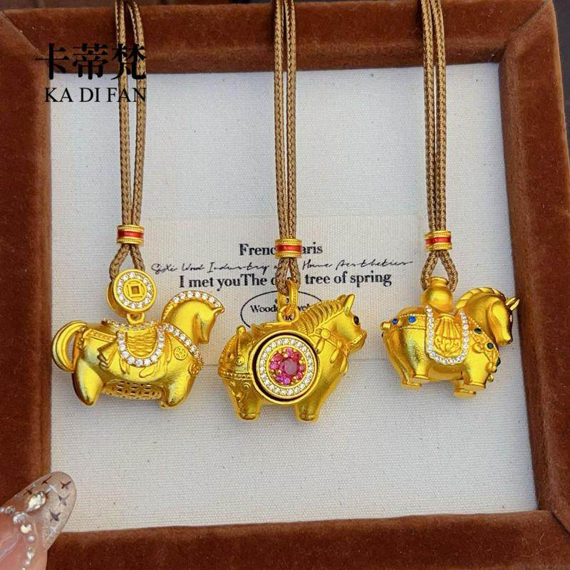 镀真金高保色沙金点钻马上有钱生肖马吊坠新款唐马项链沙金饰品