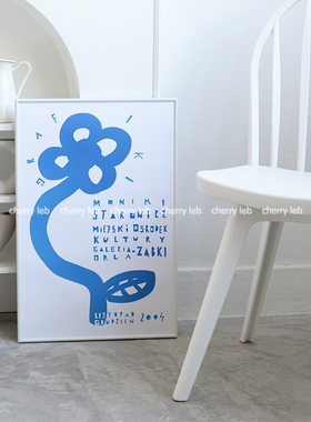 韩国小众ins复古克莱因蓝花朵艺术海报咖啡馆店铺装饰画拍照道具