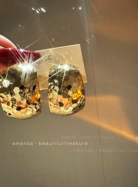 欧美时髦夸张金属质感耳圈复古港风气场休闲时髦耳环C圈金色耳饰