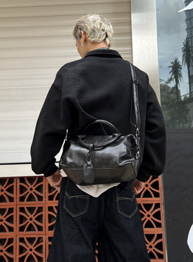 YUEN设计款ins单肩斜挎ins手提包单肩旅行包波士顿枕头包pu男女潮