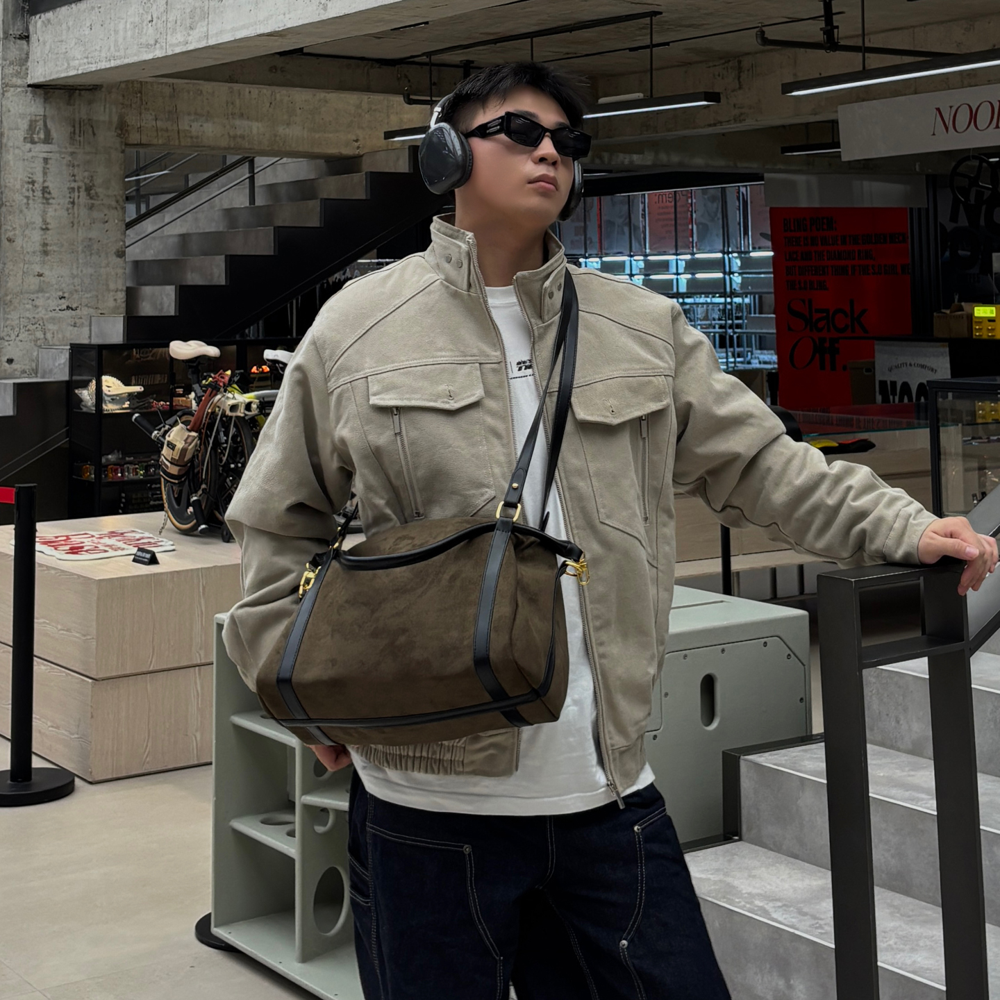 YUEN设计款ins麂皮绒枕头包通勤波士顿腋下手提单肩斜挎包男女潮