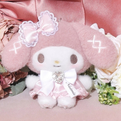 现货 日本三丽鸥 美乐蒂Noemie 联名女仆萝莉 美乐蒂毛绒挂件