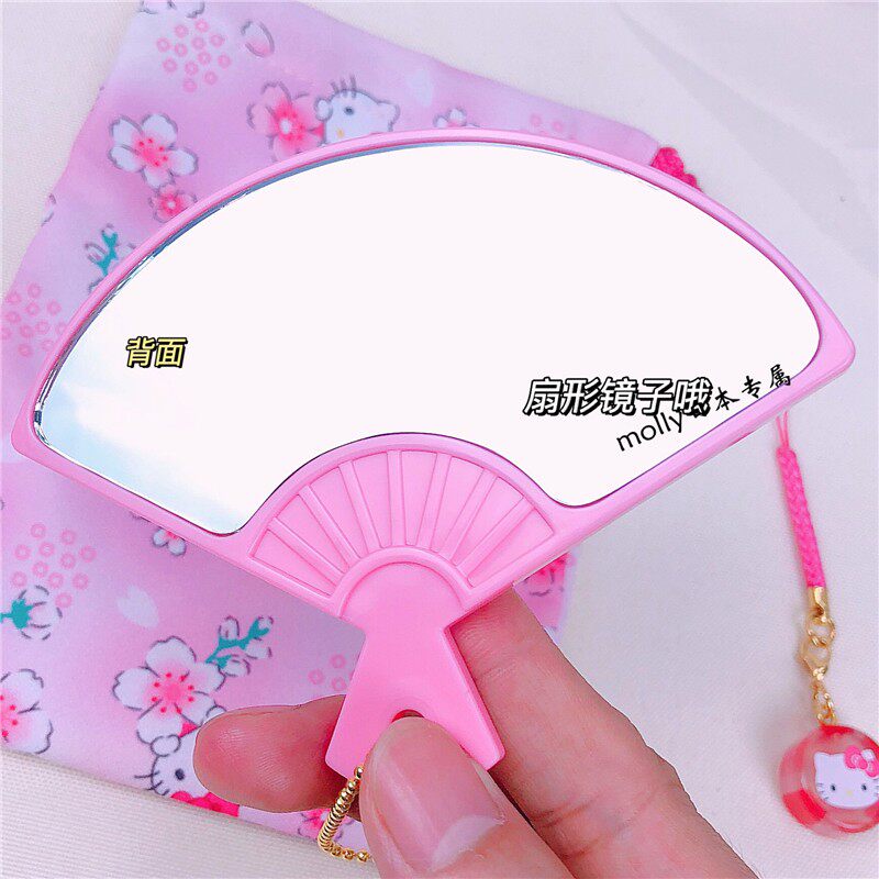 打折 现货 日本三丽鸥卡通可爱便携镜子化妆镜收纳袋套装吊饰镜子