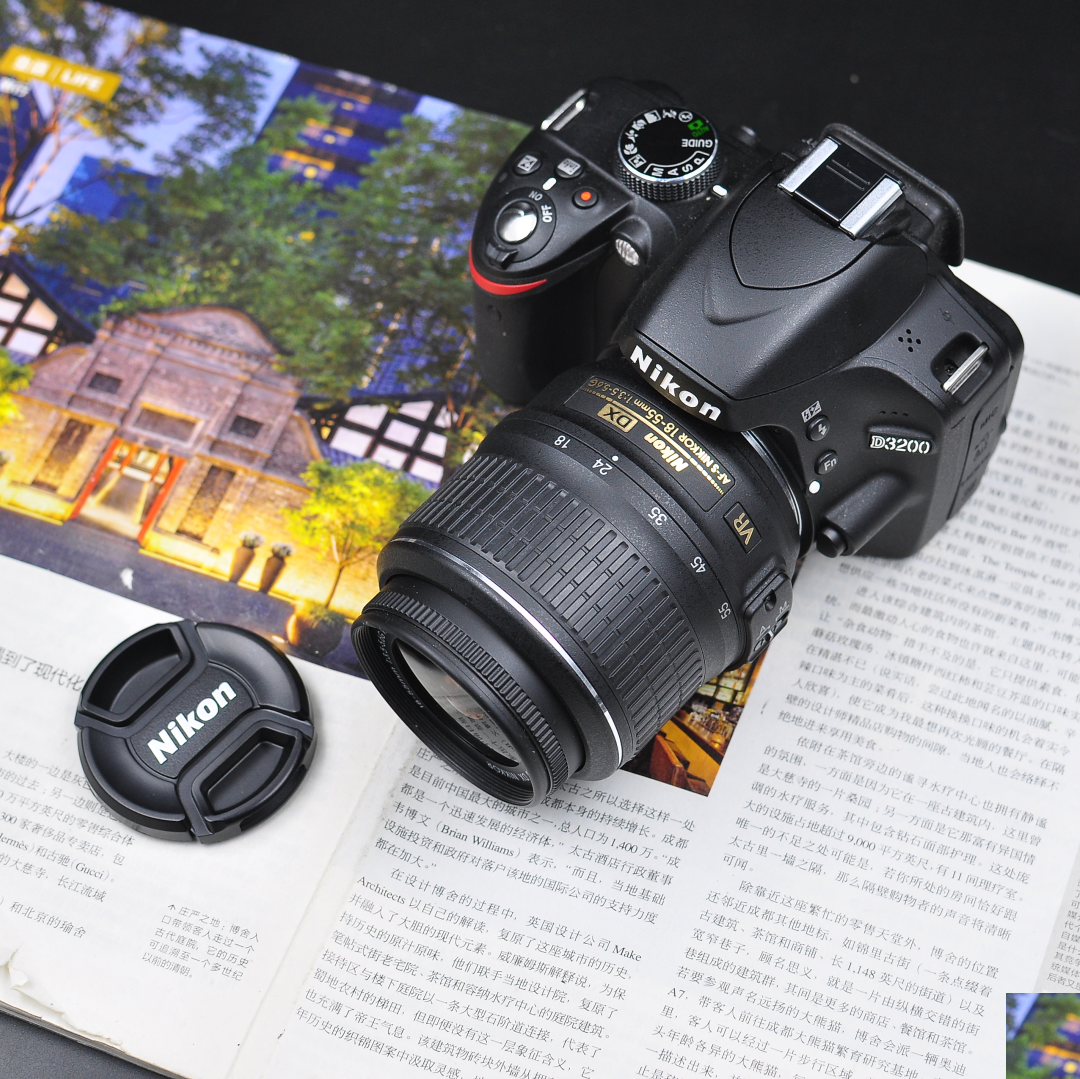 99新 ivis版尼康D3200数码单反相机+18-55 VR防抖镜头日文