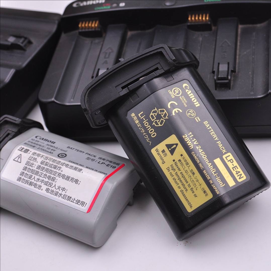 LP-E4NE19原装电池充电器