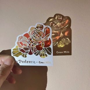 西班牙巴塞罗那米拉之家三朵玫瑰书签冰箱贴文创旅游纪念收藏品