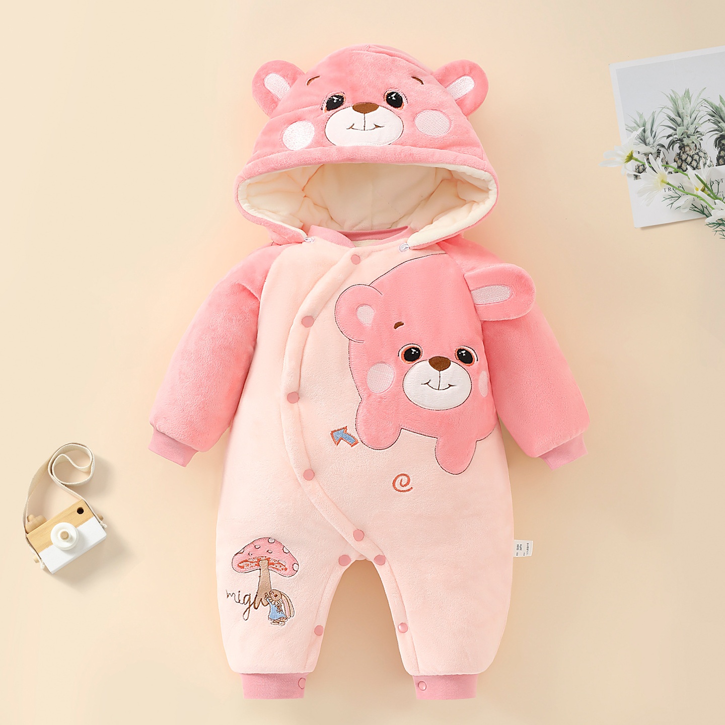 婴儿衣服冬季保暖棉服宝宝夹棉连体衣加厚加绒连帽哈衣新生儿抱衣