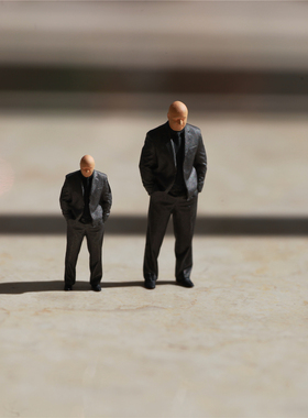 KING TOYS 光头西装男 1/87 1/64 1/43人偶车模场景搭配 预定