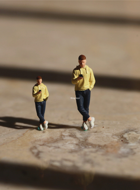 KING TOYS 手机男 1/87 1/64 1/43人偶车模场景搭配 预定