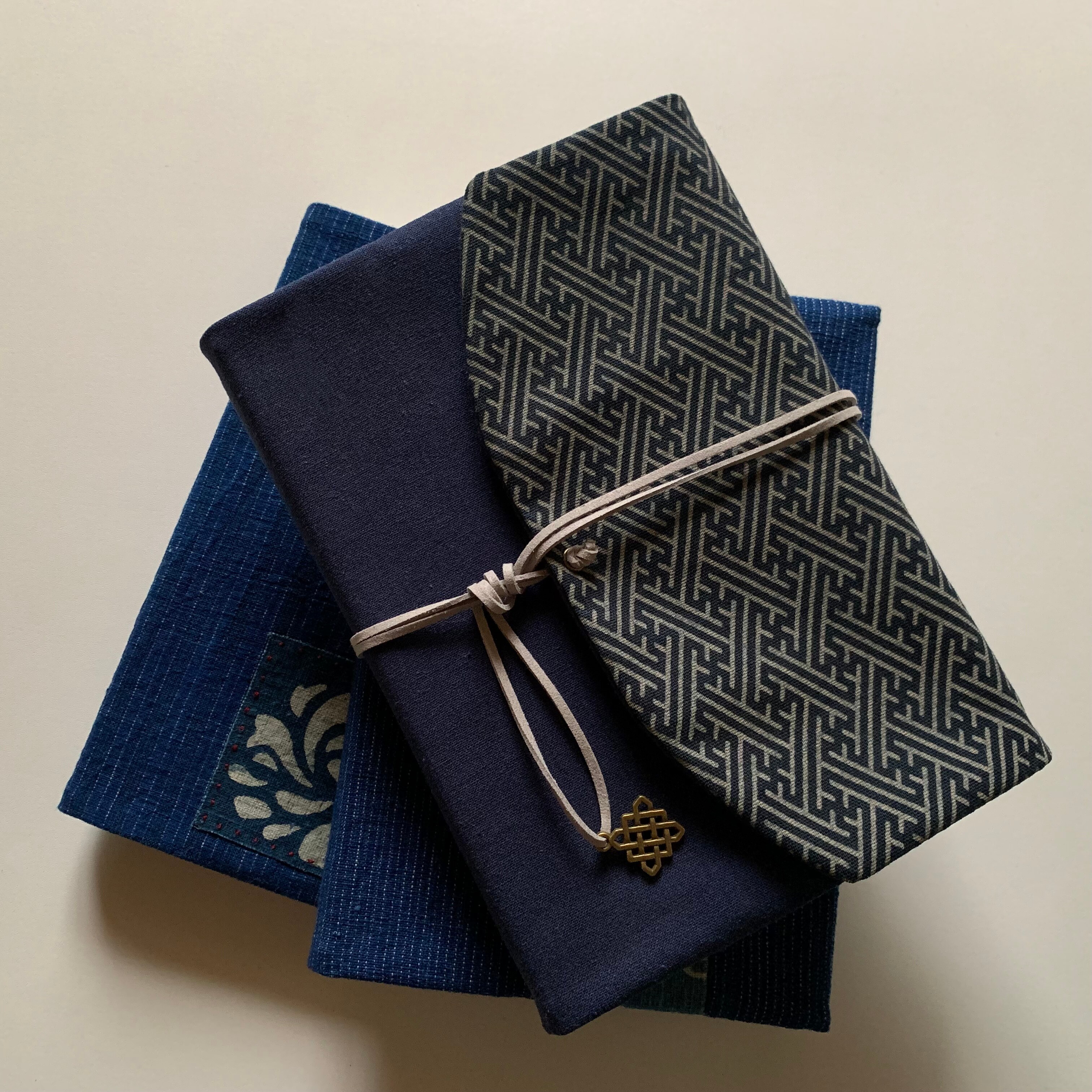 迷 棉麻手工拼布书皮 包书套书皮衣书衣 原创文艺范手帐皮 可定制