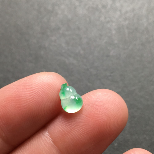 缅甸冰种金丝绿飘葫芦翡翠珠宝