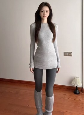 春秋新款灰色中长款遮屁股长袖t恤女冬季加绒修身内搭打底衫上衣
