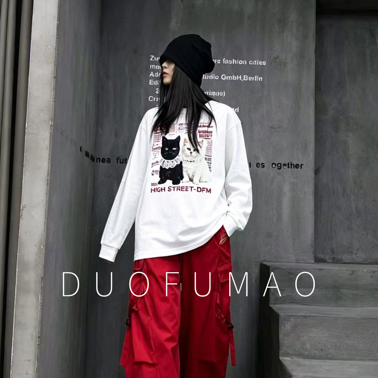 M家潮牌宽松白色圆领长袖T恤秋季新款酷酷风格女装宽松印花上衣