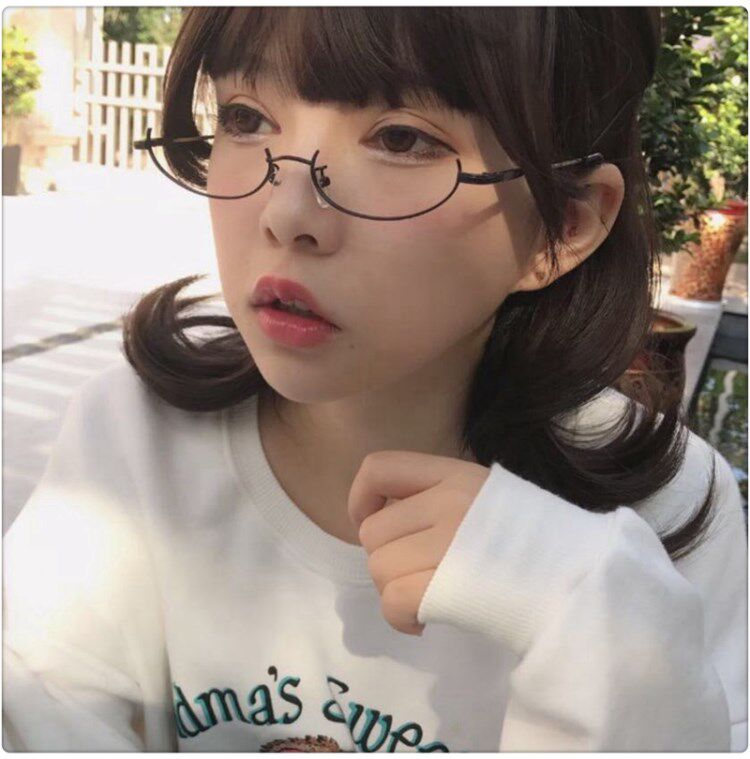 软妹眼镜框架抖音网红眼镜下半框眼镜水滴无镜片带链条眼镜框架