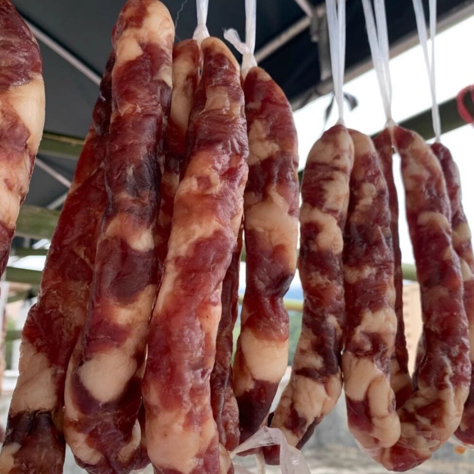 柴火烟熏清淡正宗土猪麻辣香肠手工自然干腊肠农家特产五香味原味