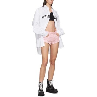 国内现货 Vetements中腰毛边纯棉显瘦腿长牛仔热短裤女潮浅粉黑色