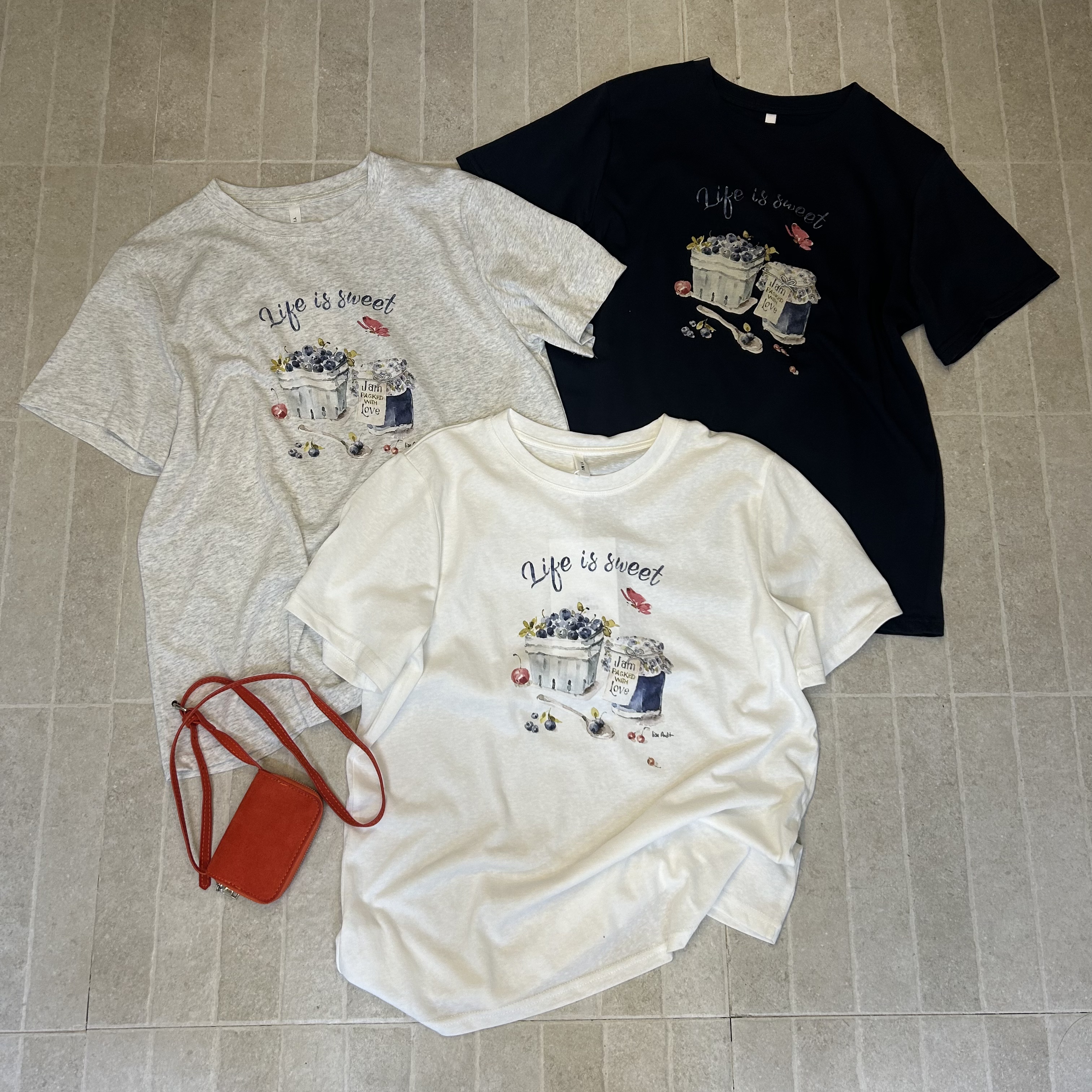 小清新雪花棉蓝莓绣花短袖T恤