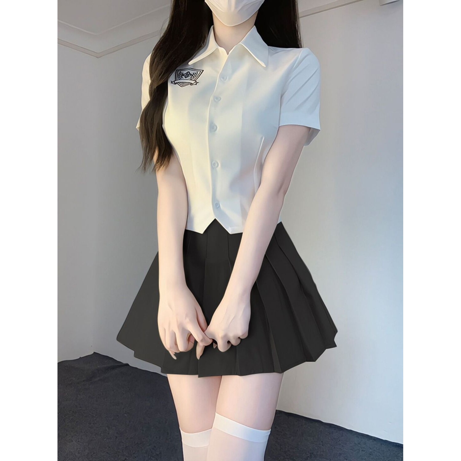 修身显瘦短款刺绣白衬衫百褶裙辣妹风学院风时尚JK制服套装少女风