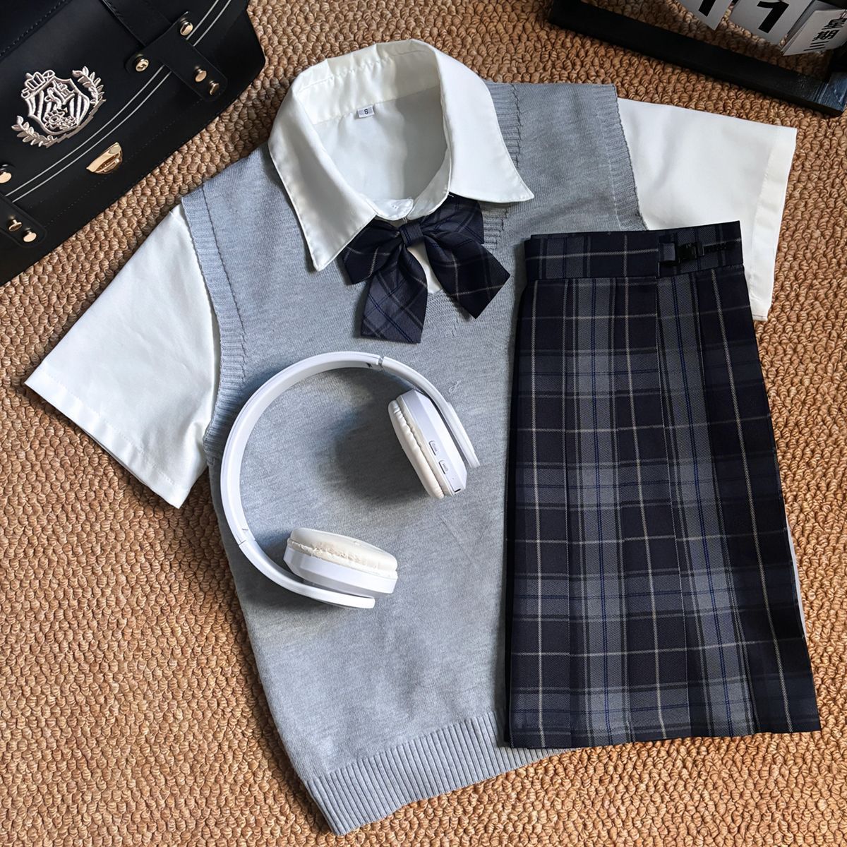 正版JK原创制服套装针织衫日系格裙背心马甲毛衣开春学院风女校供