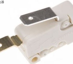 微动开关D3B6-V3AA