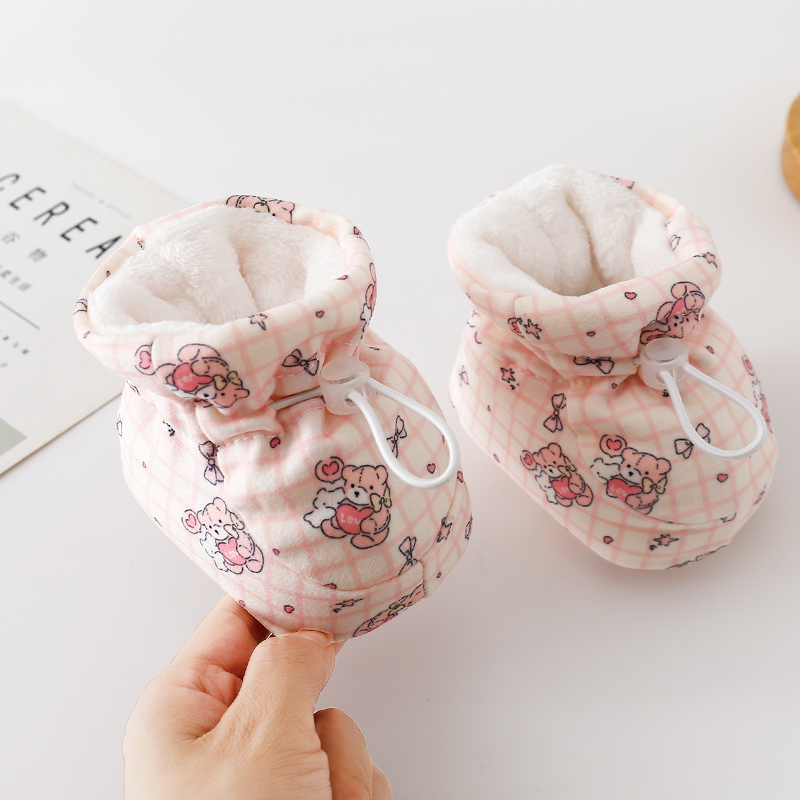 婴儿鞋子秋冬季0-3到6个月婴幼儿步前鞋新生儿不掉鞋加绒宝宝棉鞋