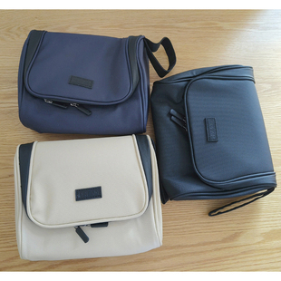 纯色高颜值~超高品质洗漱包~可以悬挂的化妆包~外面防水材质三色