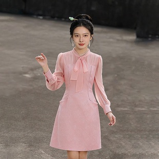 2026新款大码连衣裙春装胖mm轻奢高级感气质女显瘦长袖200斤A字裙