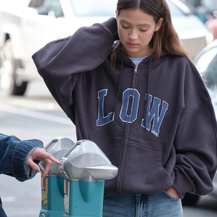 学院风休闲外套 直邮LOW复古字母连帽卫衣女拉链开衫 韩国正品 代购