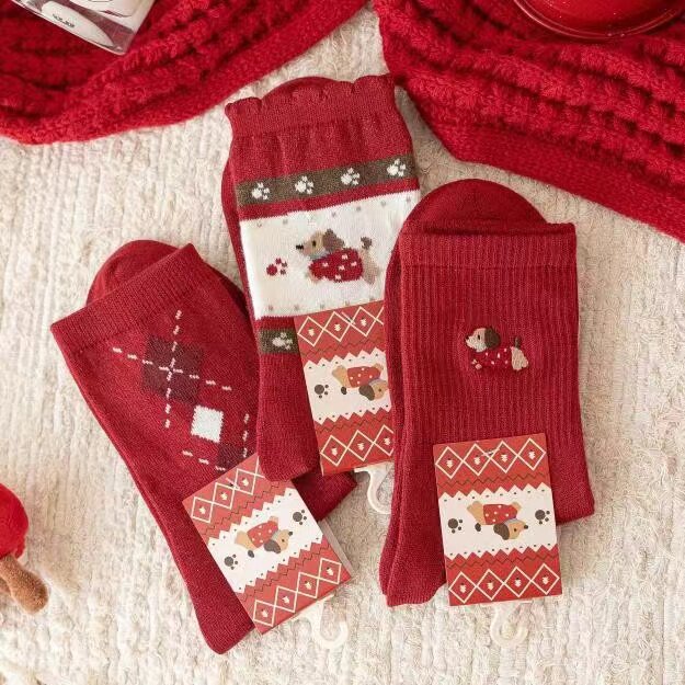 新年大红色羊毛袜女士中筒袜本命年马年秋冬木耳边可爱保暖女袜子